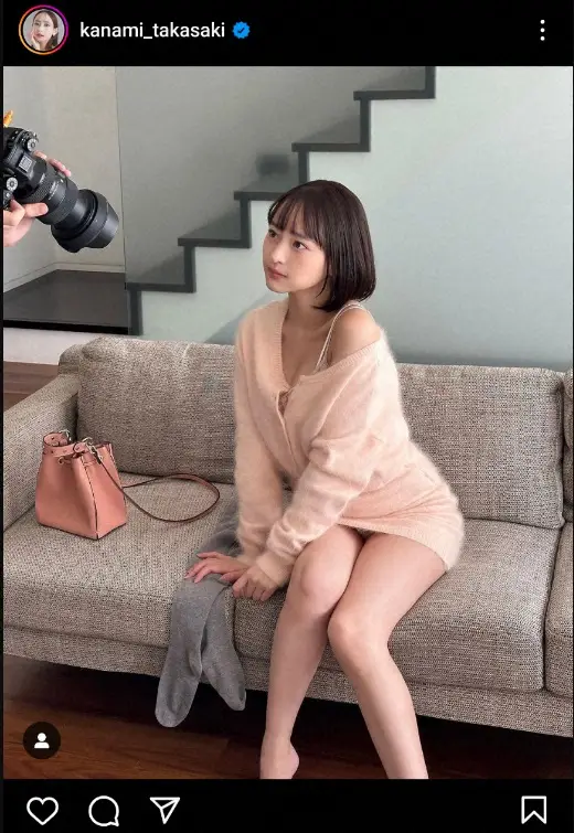 【画像・写真】“顔面最強グラドル”高崎かなみ「まだいけるかな？」ミニスカ制服の女子高生ショット公開に「違和感なし」