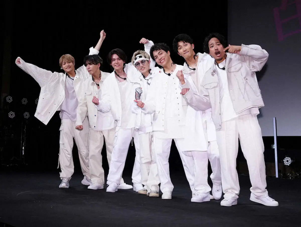 【画像・写真】WEST.の神山智洋主演ドラマの試写会にWEST.メンバーサプライズ登場！　新曲「FATE」初披露