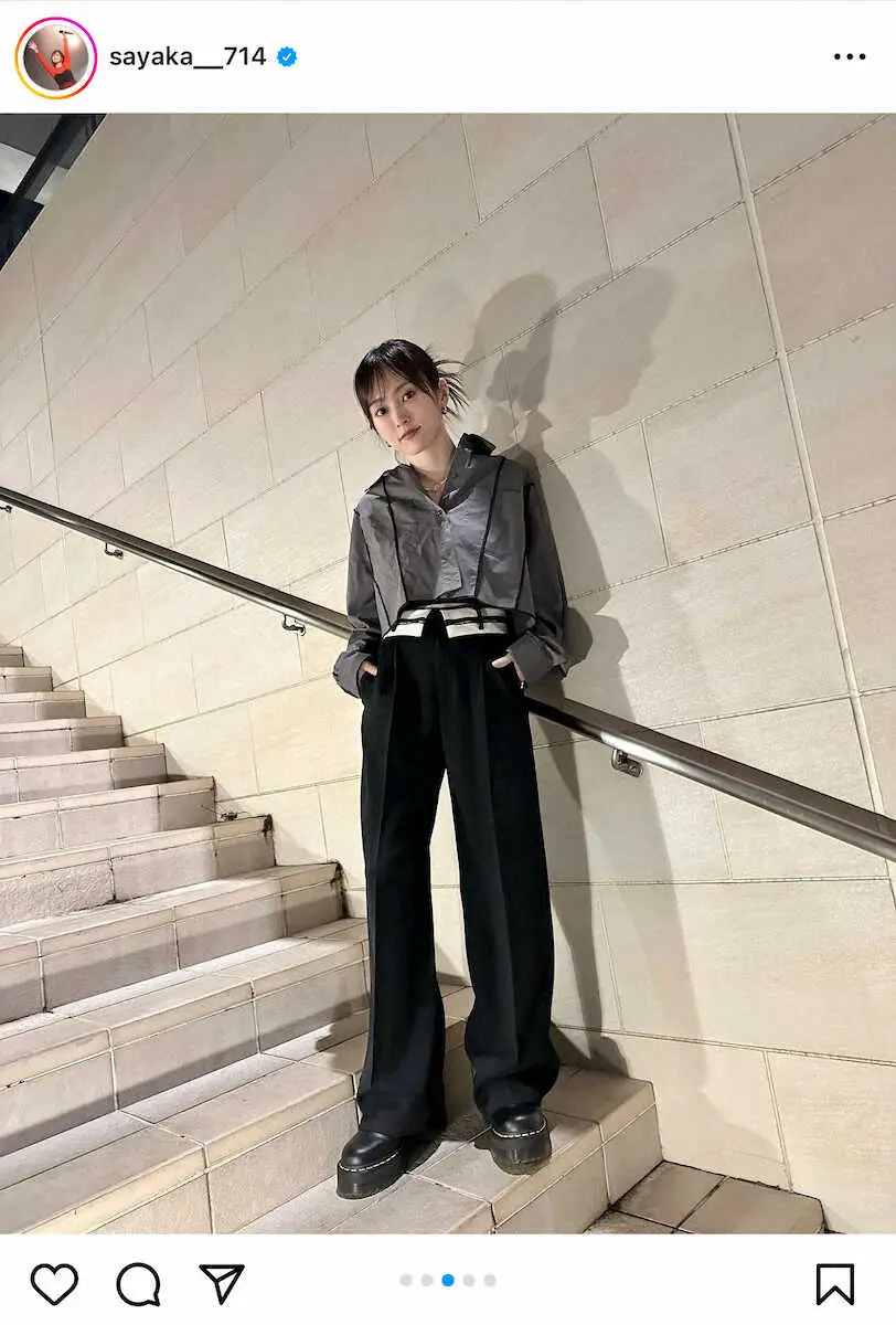 【画像・写真】かっこいい私服コーデの全体ショット！山本彩の公式インスタグラム（＠sayaka＿714）から。