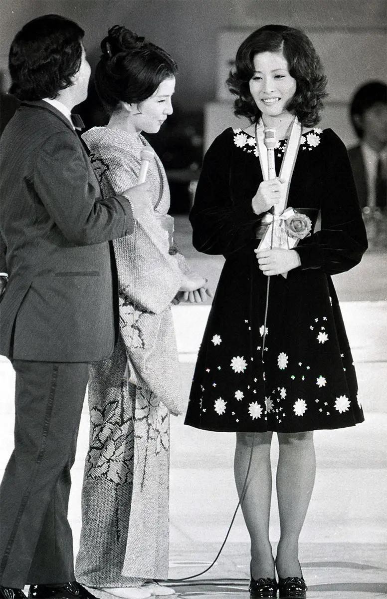 1974年「瀬戸の花嫁」で日本歌謡大賞を受賞した小柳ルミ子