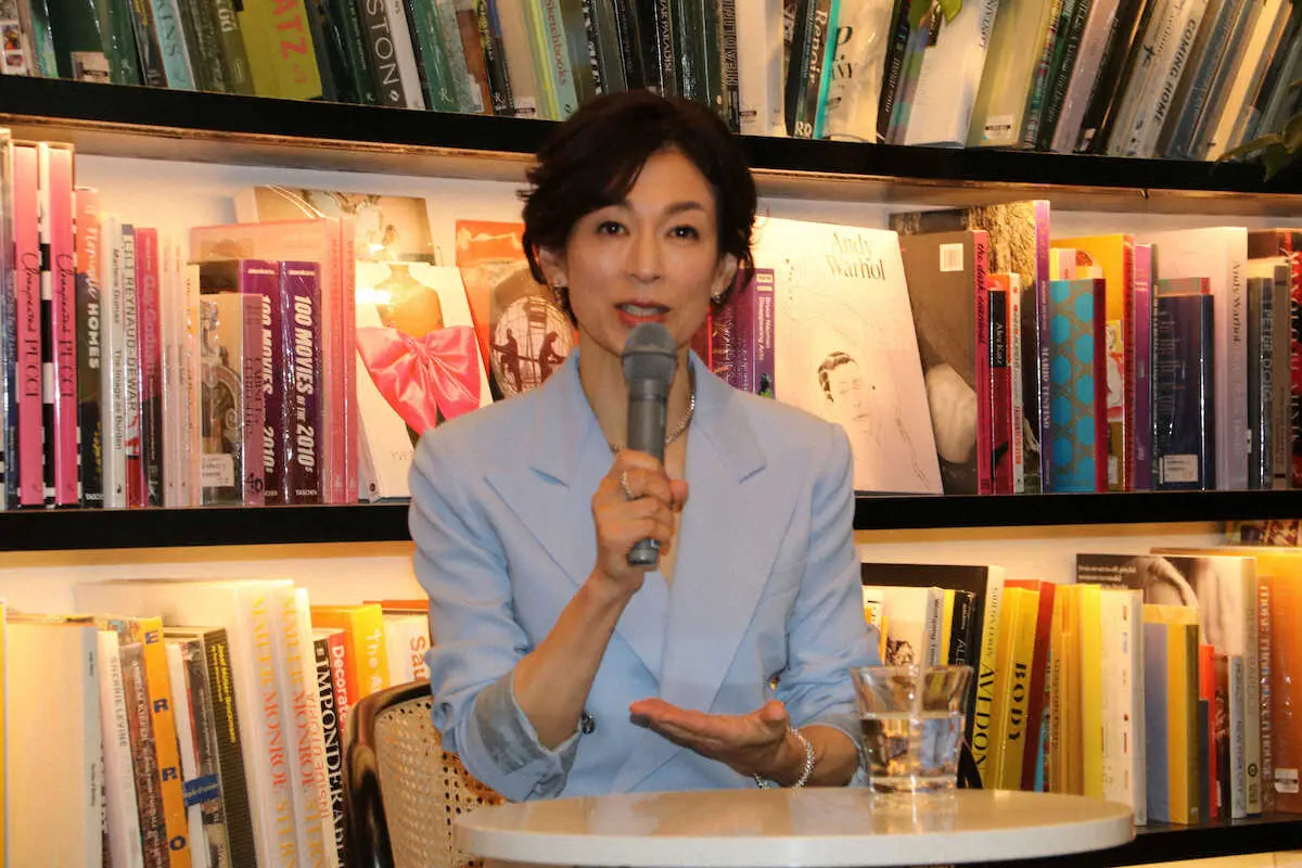 【画像・写真】鈴木保奈美　BSテレ東MC番組「あの本、読みました？」レギュラー化に喜びも「かなりマニアックだと」