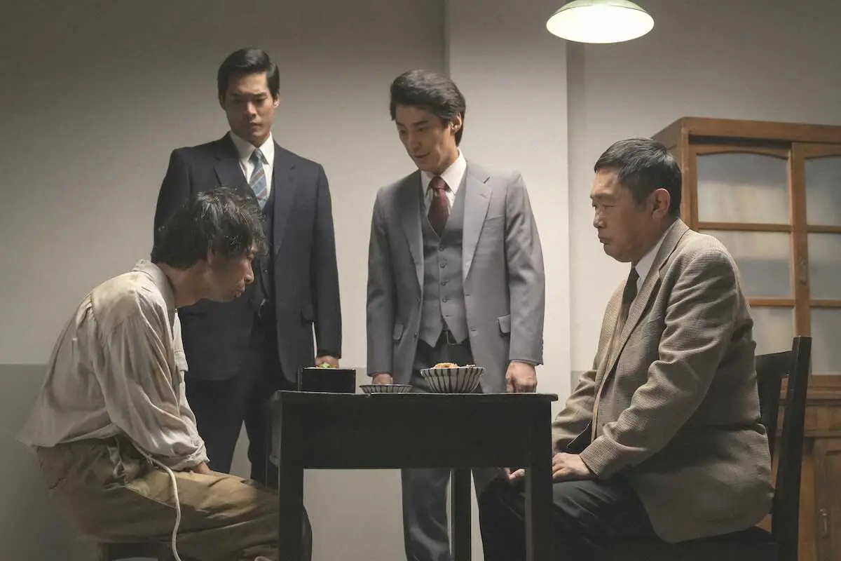 【画像・写真】「ブギウギ」取調室のカツ丼　刑事役の内藤剛志が食べるユーモア