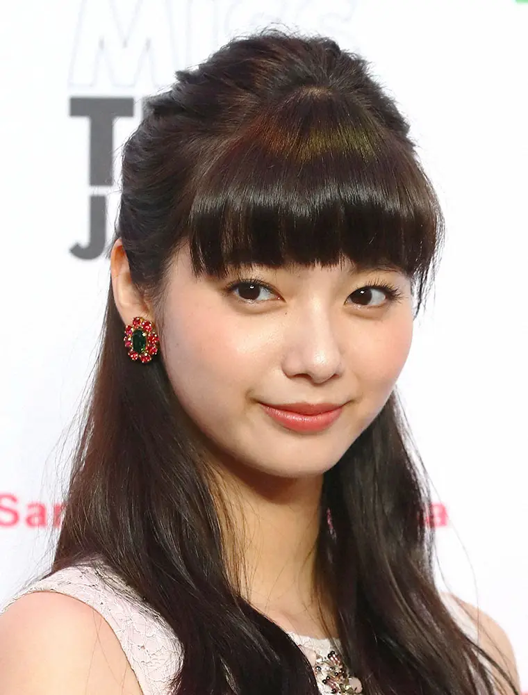 【画像・写真】新川優愛　タワマン住んで「地獄」だったこと　動画撮影する住人も「芸人さん。仕事で会わなかったので」