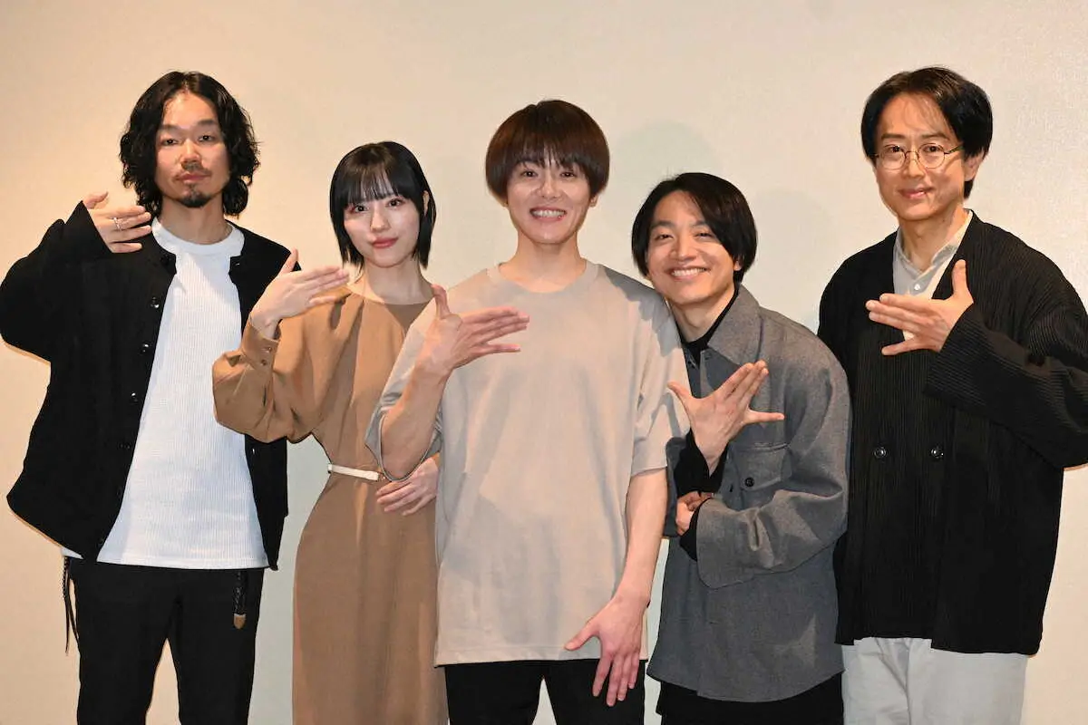 【画像・写真】室龍太、今江大地　Aぇ！groupデビュー祝福「本当にうれしいがありすぎて、ウルウルきたんですよ」