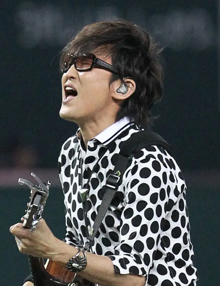 【画像・写真】スガシカオ　しっぽり飲んでいた「鳥貴族」でまさかの出来事　女性客から…「ステキ」「いいなぁ」称賛の声