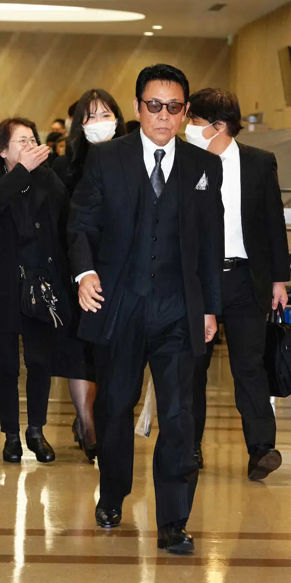 【画像・写真】山本譲二　八代亜紀さんを追悼「亡くしてはいけない人を亡くした」