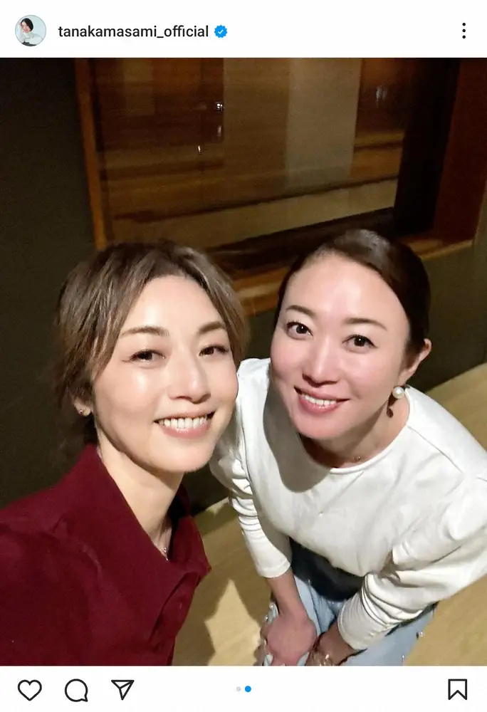 【画像・写真】高岡早紀　「長年の友人」仲良し元アスリートとの2ショ披露「10年以上前にとある場所で…」