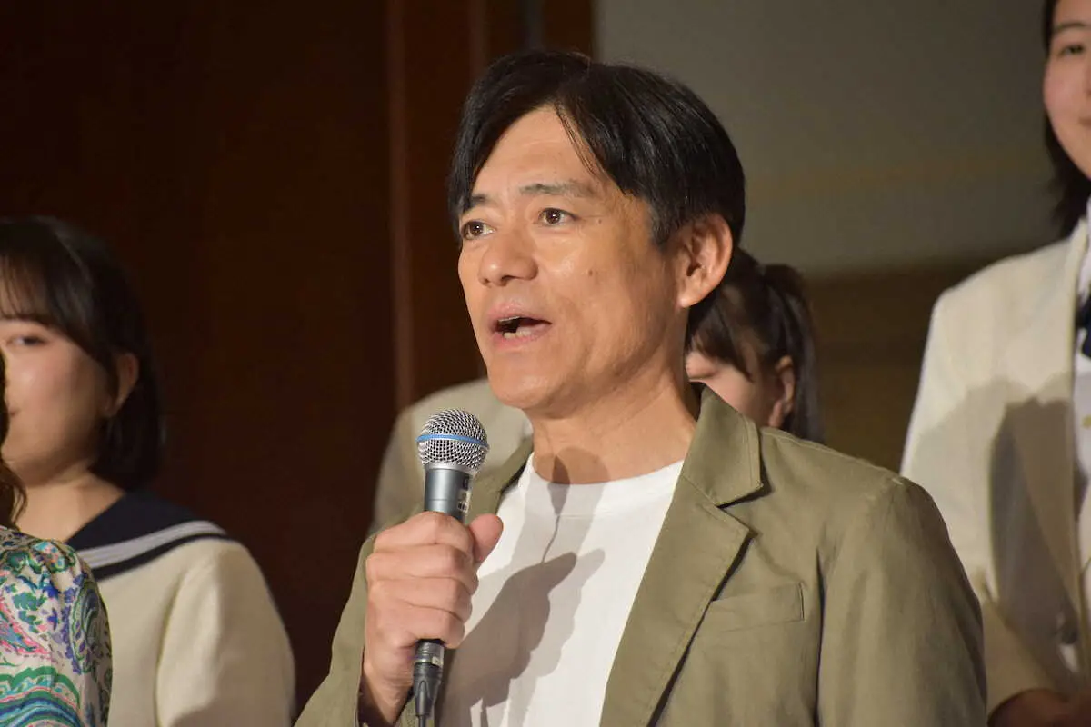 【画像・写真】博多座25周年の新生！熱血ブラバン少女が初日　華丸「25とは縁がある」