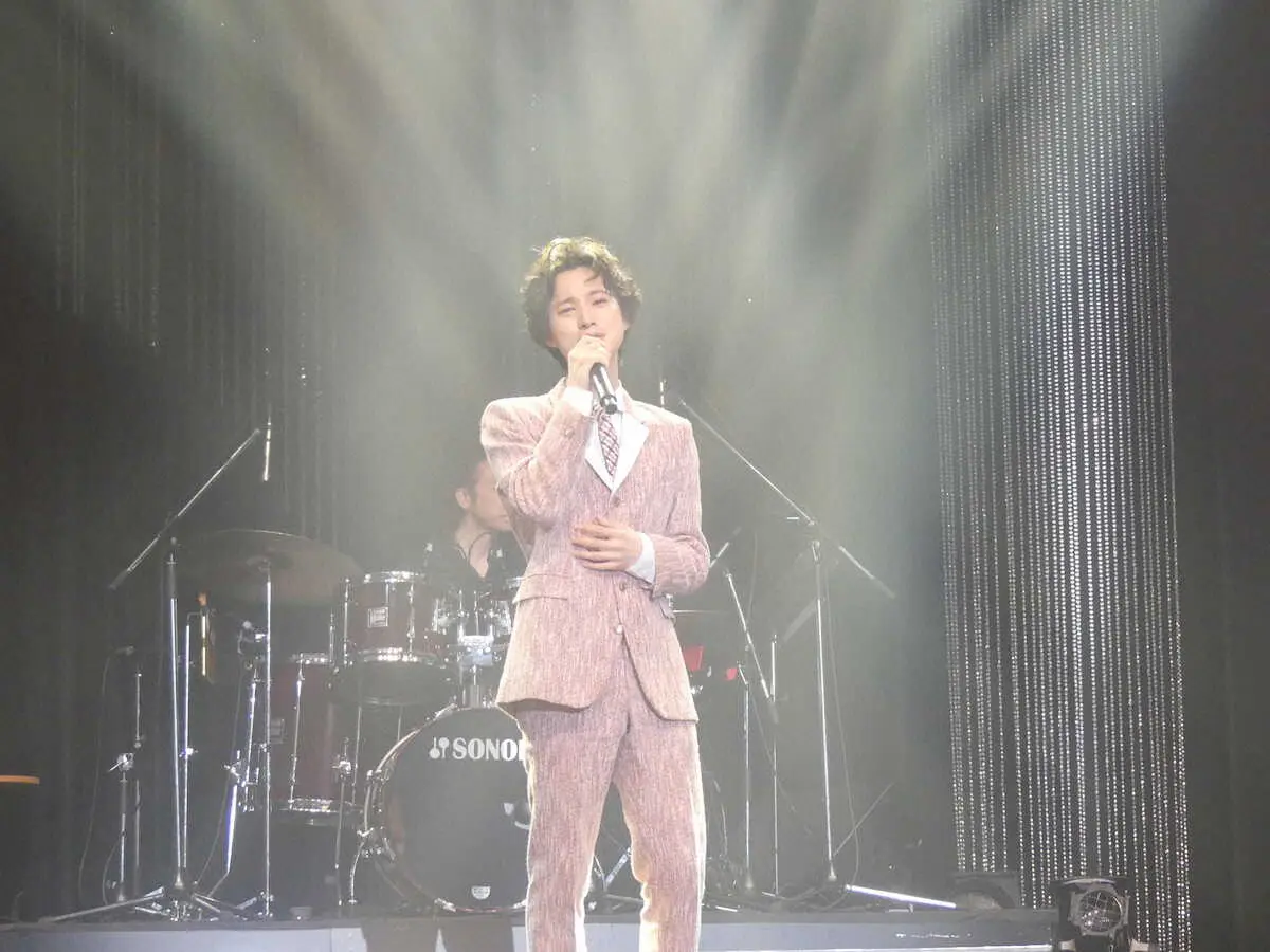 【画像・写真】演歌第7世代・青山新　尊敬する八代亜紀さんに誓う「八代さんの歌を歌い継いでいきます」