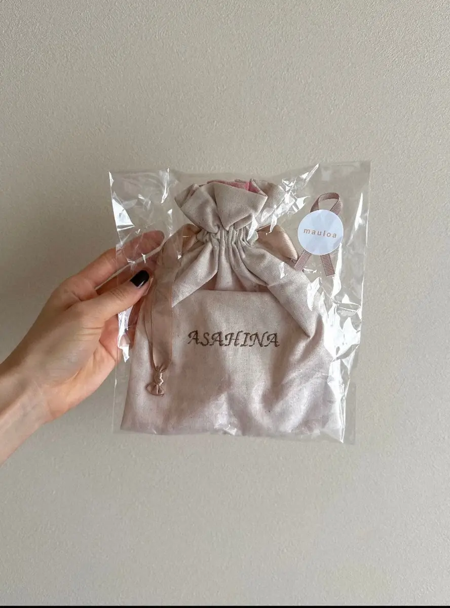 【画像・写真】朝日奈央も苦笑い?!早めの誕生日プレゼントをもらうも、まさかの刺しゅう「粋な演出」「芸が細かい」