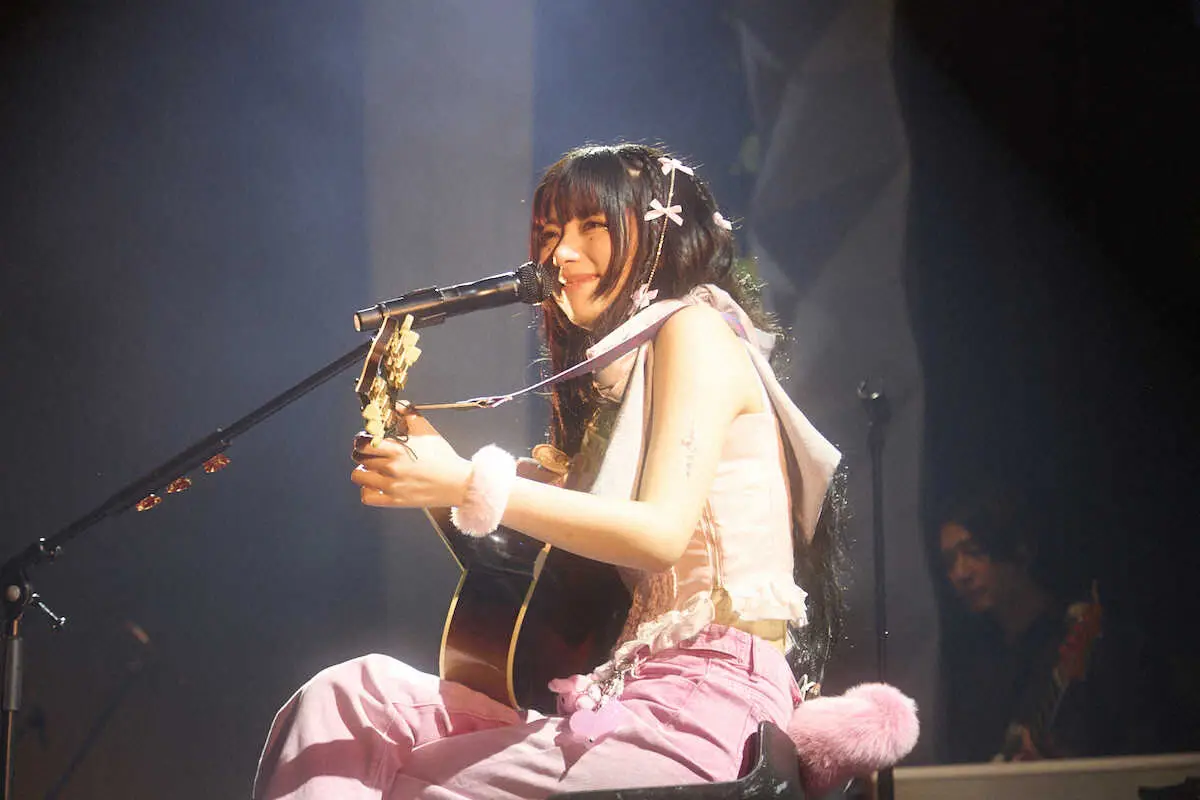 【画像・写真】ELAIZAがバースデーライブを開催！　集まったファンに恥ずかしながら「ありがとう！」