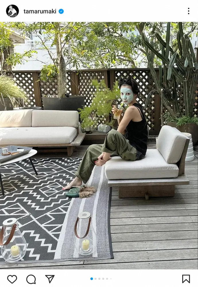 【画像・写真】田丸麻紀　まるでリゾートホテル!?「シートパックしながらお茶していたら…」自宅でくつろぐ姿に反響