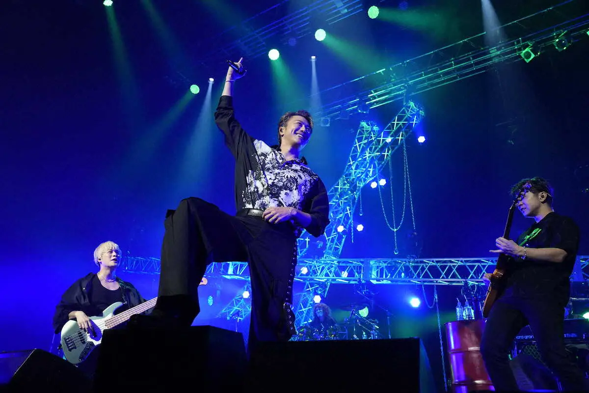 【画像・写真】TAKAHIRO　自身2度目のソロツアー開幕！　客席接近「この距離でみなさんに会えて最高です！」