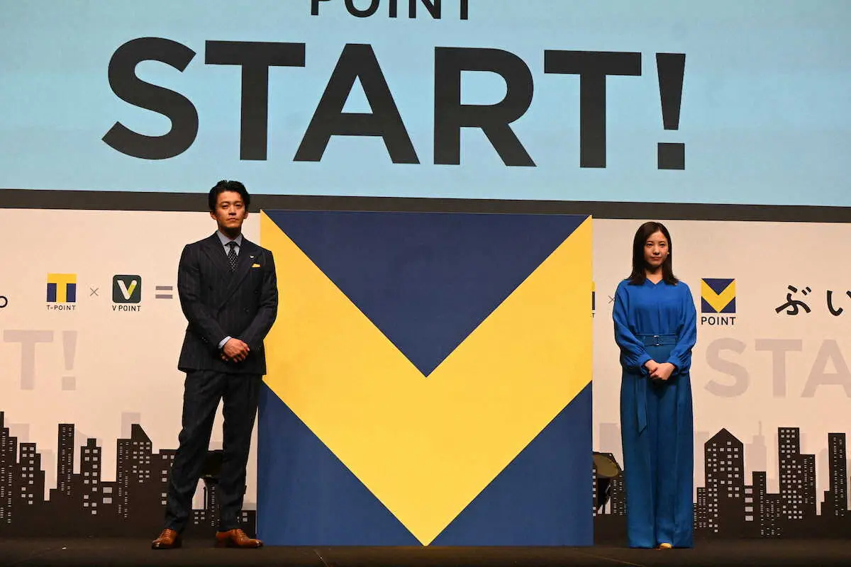【画像・写真】吉高由里子「大きな人数と大きなお金…」イベントでも自然体　小栗旬は感心「呼ばれる理由が分かりました」