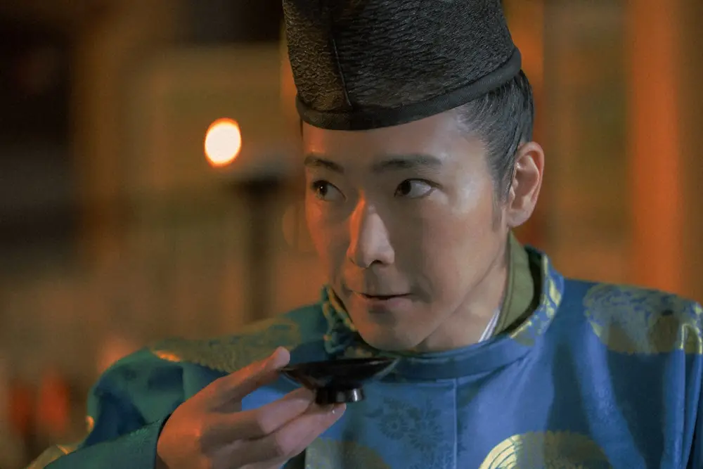 【画像・写真】「光る君へ」太っ腹→事情聴取！名探偵倫子、道長のウソ見抜いた？微笑にネット再び震撼「泳がせている」