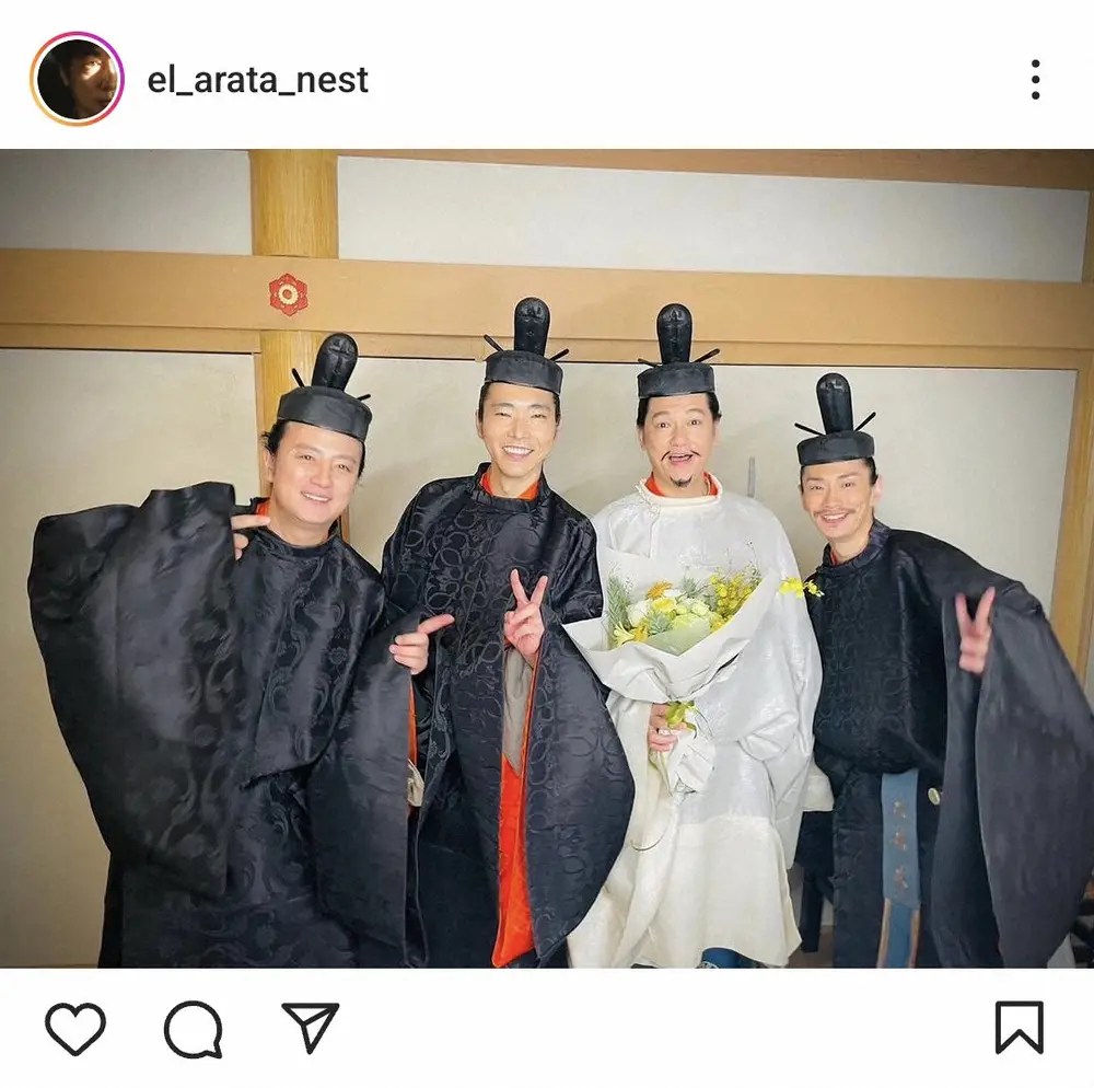 【画像・写真】「光る君へ」“道隆”井浦新　「兼家父上の子ら全員最高笑顔」“兄弟”4Sに「ドラマと違って仲良し」の声