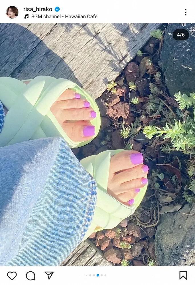 【画像・写真】53歳・平子理沙　ヘソチラ&サンダル履きの“ホムセン”ルック「つま先まで綺麗」「今日も可愛い」の声