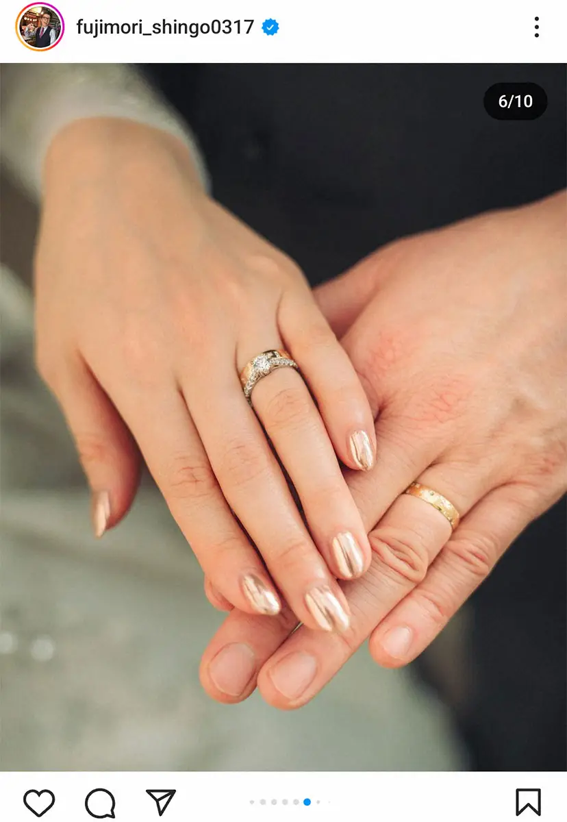 【画像・写真】藤森慎吾　結婚式の前撮り披露　新婦との2ショット＆結婚指輪の写真も