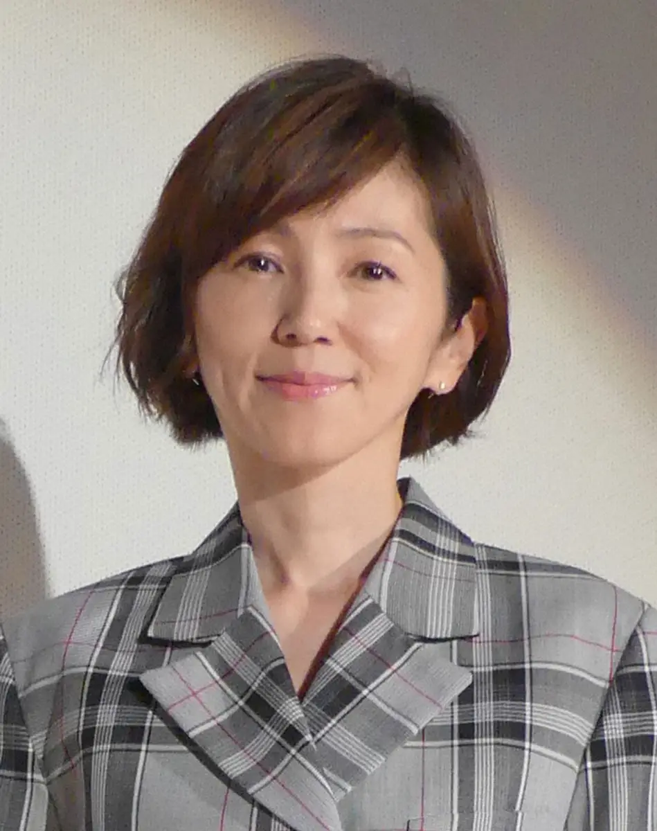 【画像・写真】渡辺満里奈「19回目の結婚記念日」に夫・名倉潤と幸せショット公開 「素敵なご夫婦」「憧れ」の声
