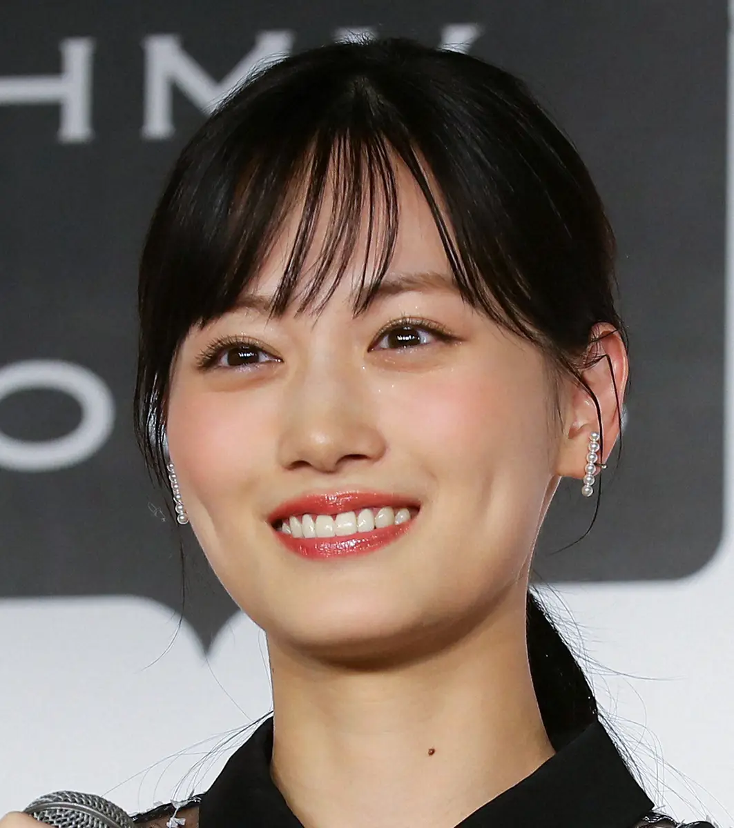 【画像・写真】乃木坂46山下美月　卒業後の休養宣言に言及「皆さんが不安になるくらいお休みする予定はない」