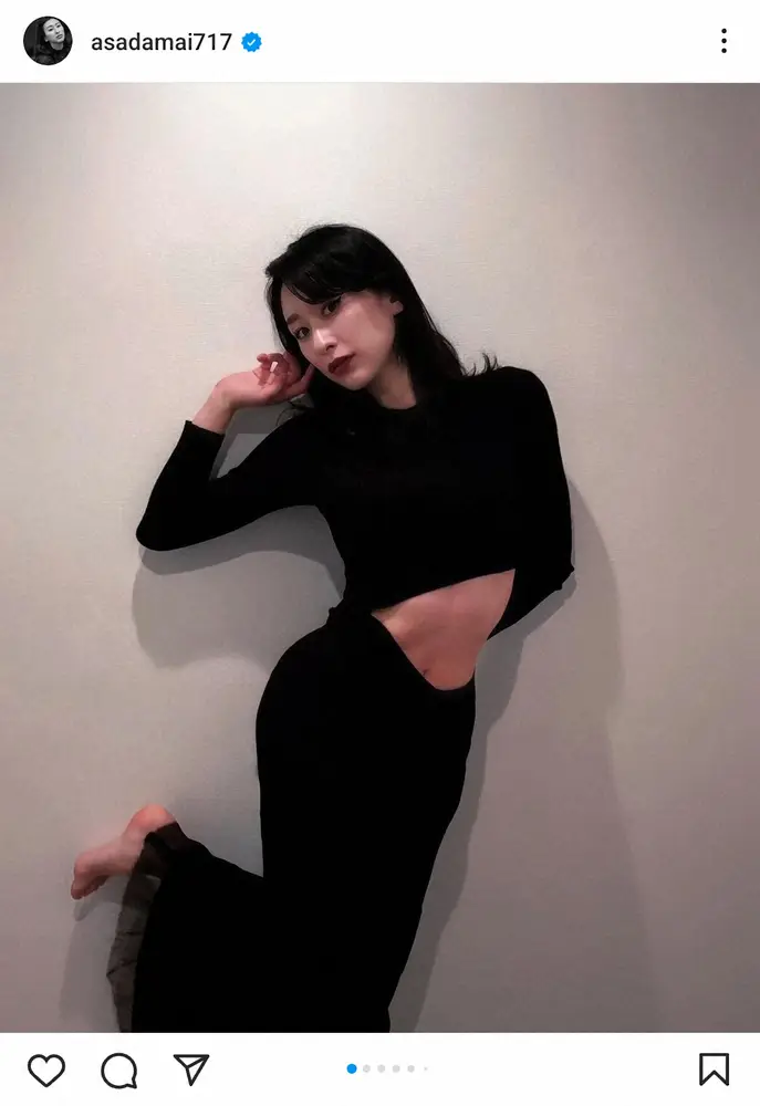 【画像・写真】浅田舞　「姉妹推しでお願いします」美腹筋ショットに「相変わらずスタイル良すぎ」「ヤバすぎ」の声