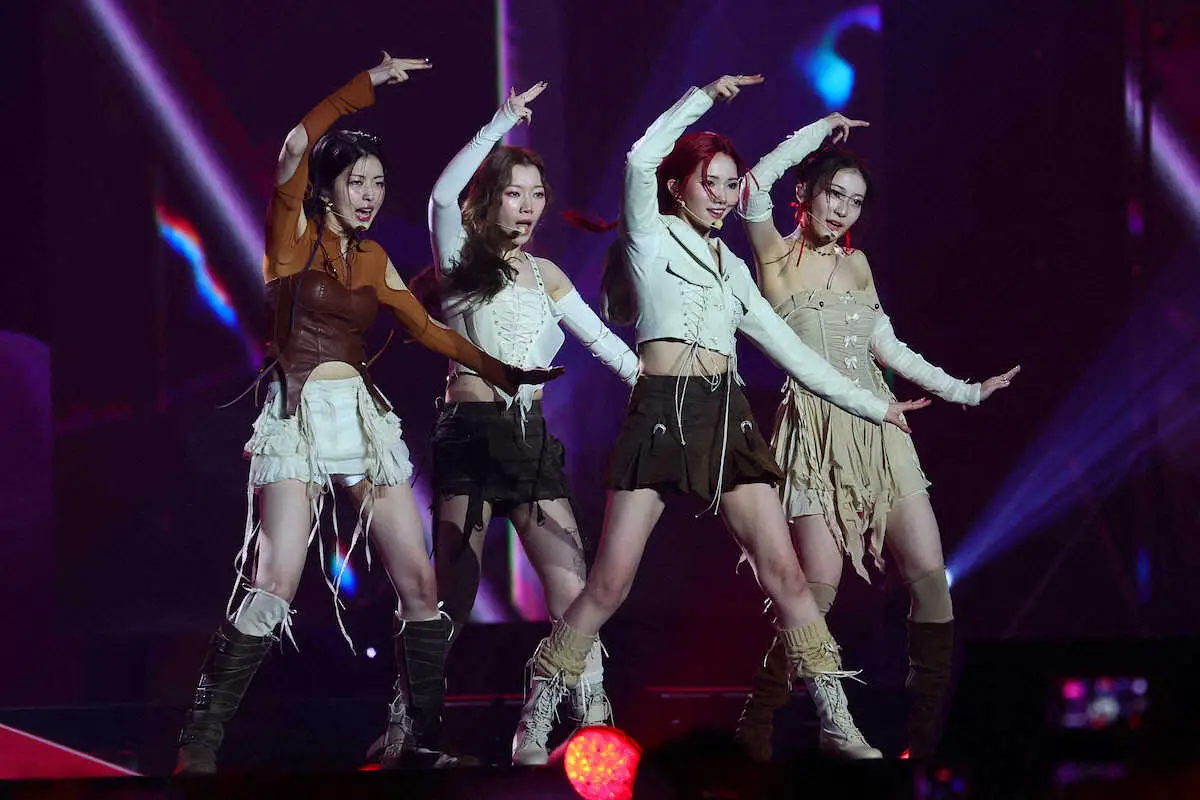 【画像・写真】日プ女子出身「IS:SUE」が「KCON」でステージデビュー！NANO「やっと皆さんの前で…」