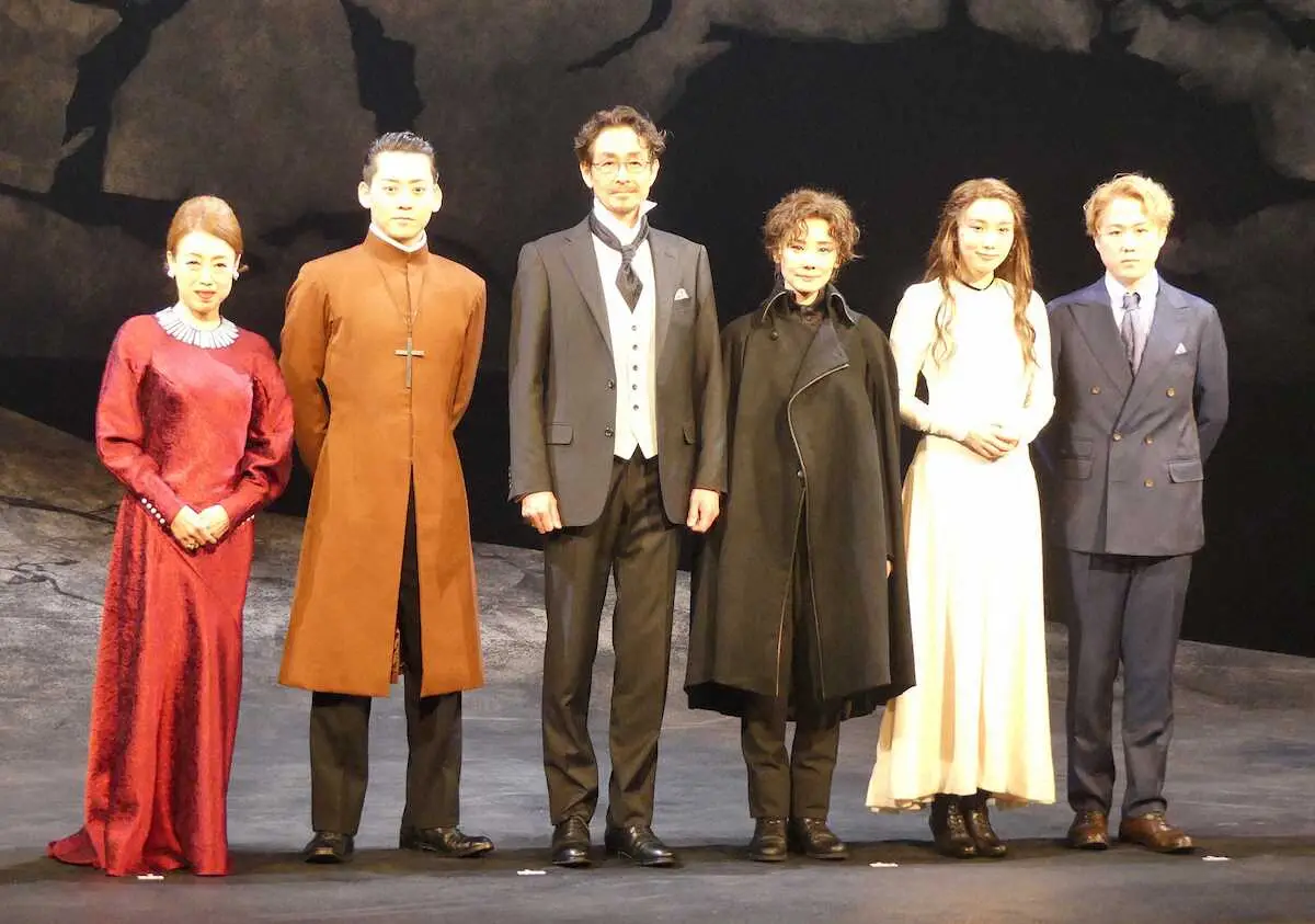 【画像・写真】唐十郎さん次男・大鶴佐助　父から「生きざま学んだ」　吉田羊主演舞台「ハムレットQ1」記者会見