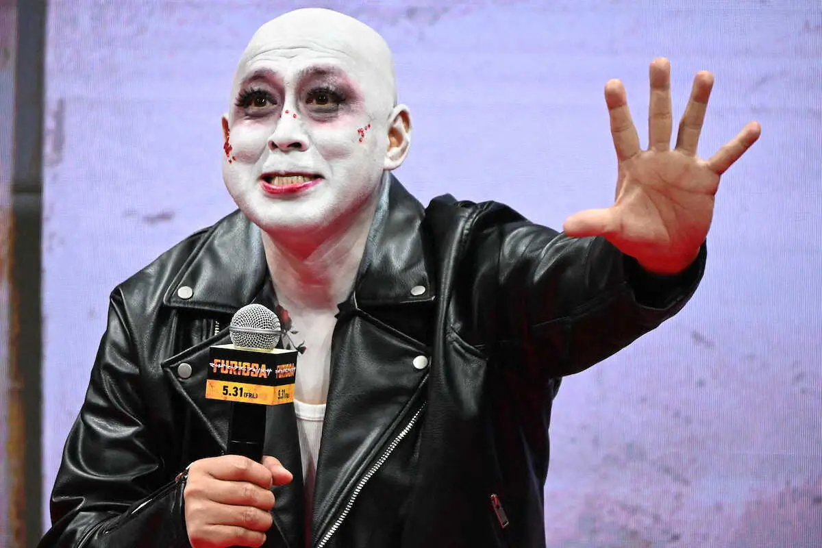 【画像・写真】長谷川雅紀「遺影これにしようかな」　Matt監修メークお気に入り　ポイントは頬のハートストーン！