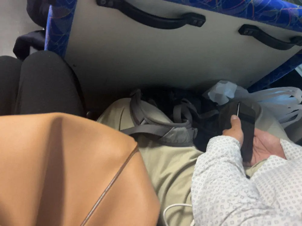 【画像・写真】元人気アイドル、バスでの超不快エピソード告白　足広げる男性にイラッ…移った先で「オメーもかよ」