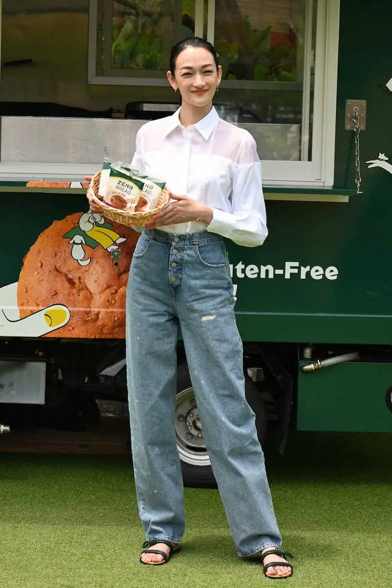 【画像・写真】冨永愛　美の秘訣は“グル休み”「健康であることを目標に」グルテンを控える食生活明かす