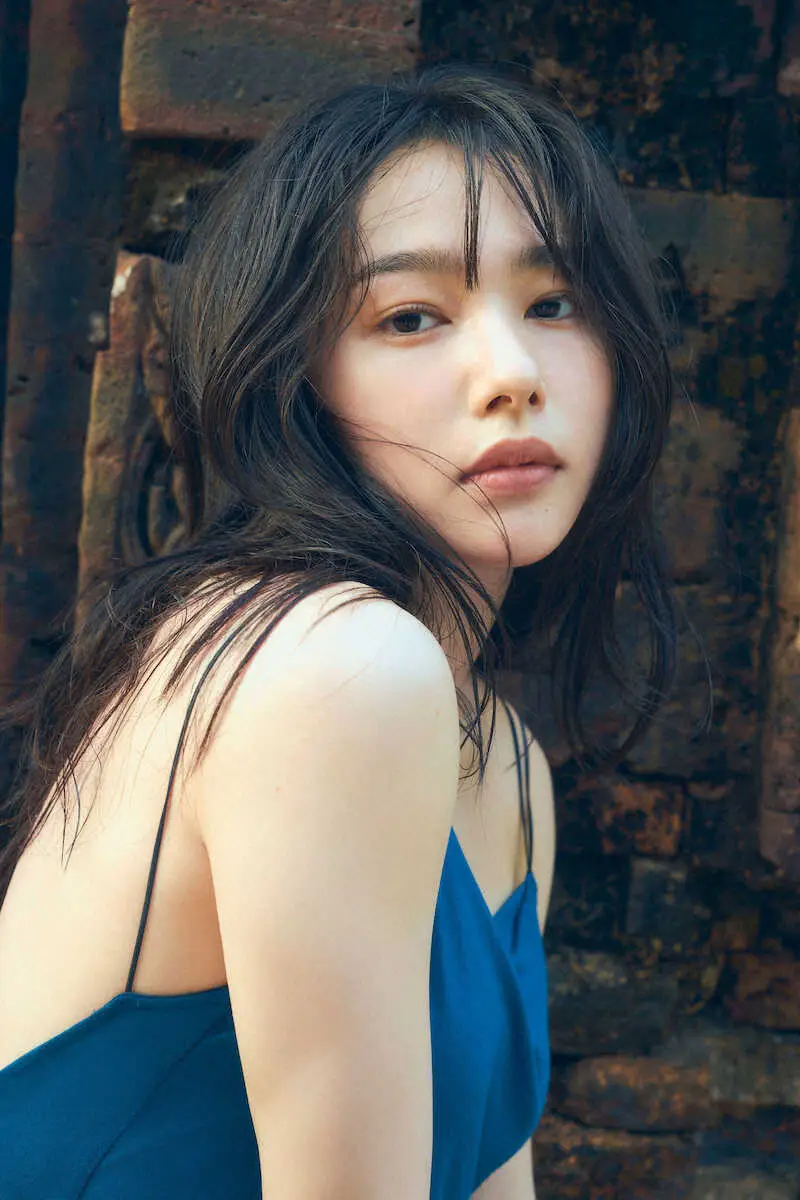 【画像・写真】桜井日奈子　初の水着姿披露「10周年記念写真集（仮）」発売　人気のダナン・ビーチなどで撮影