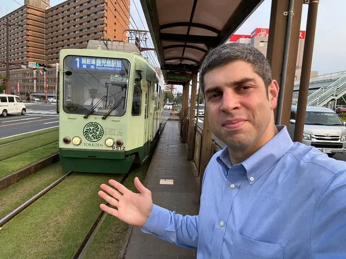 【画像・写真】乗車中に襲撃された駐日ジョージア大使、加害者との和解を報告　受け取った「示談金」は能登半島地震へ寄付