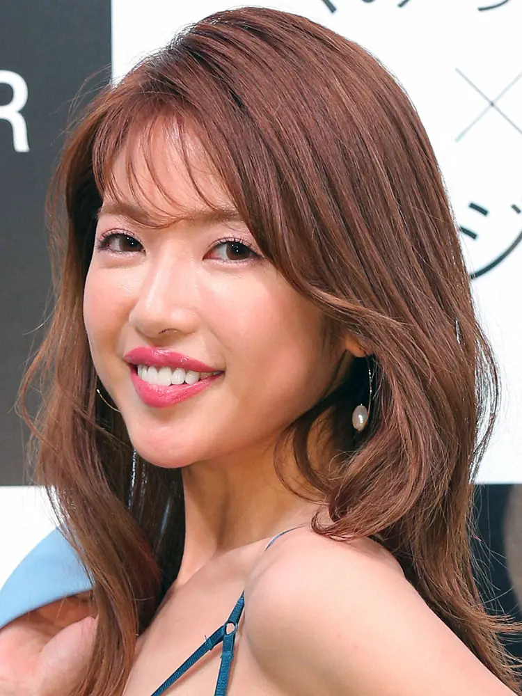 【画像・写真】くみっきーことモデルの舟山久美子