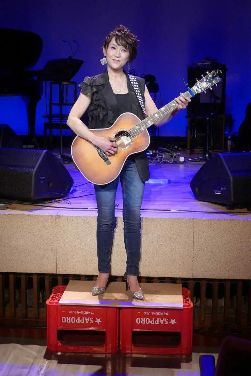 【画像・写真】あさみちゆき　“原点”から歌を　デビュー21周年　新曲「白い花飾って」など19曲熱唱