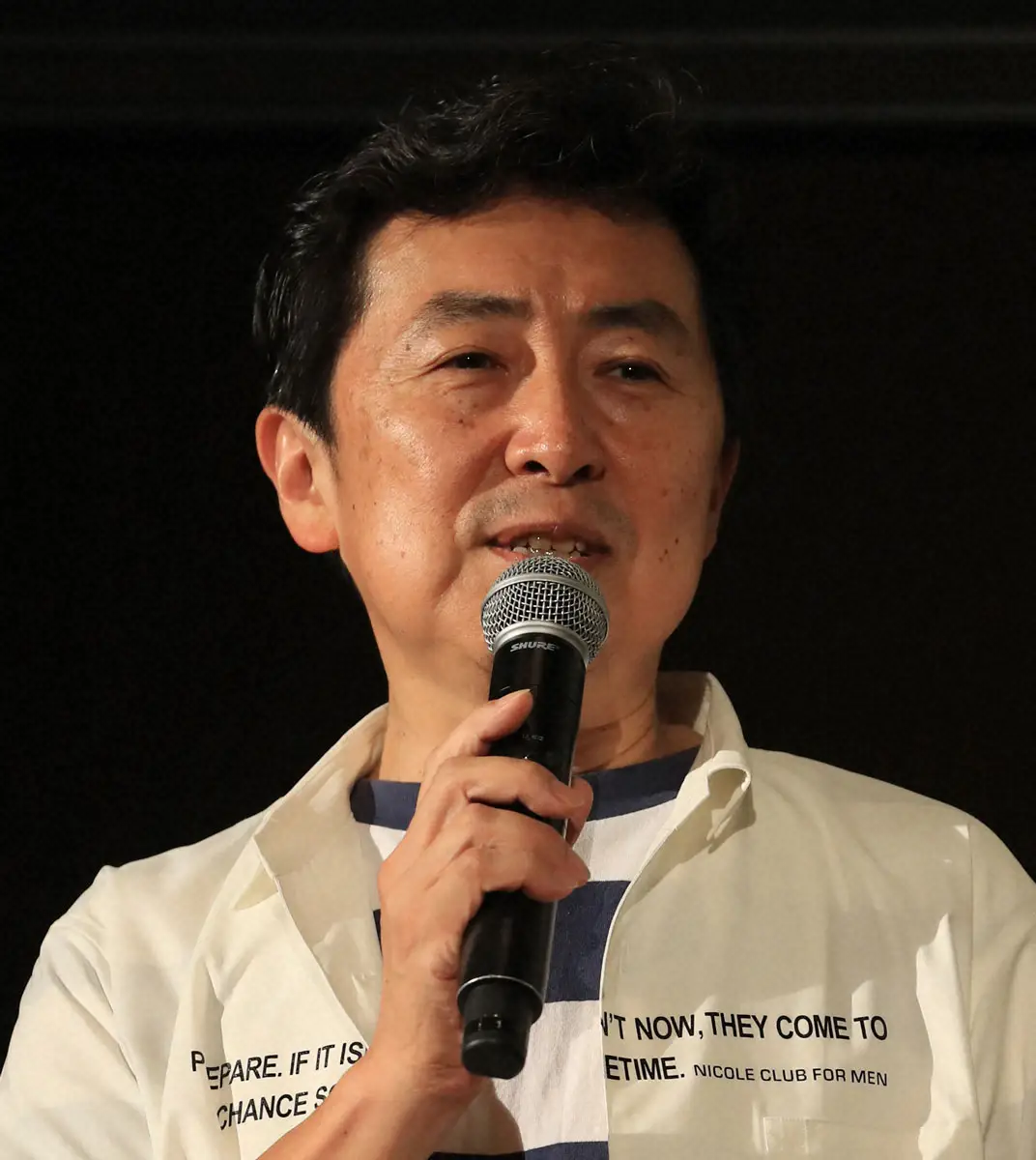 【画像・写真】笠井信輔アナ「ちょっと奮発」元テレ東アナの美人妻とホテルディナー　結婚34周年「感謝しかありません」