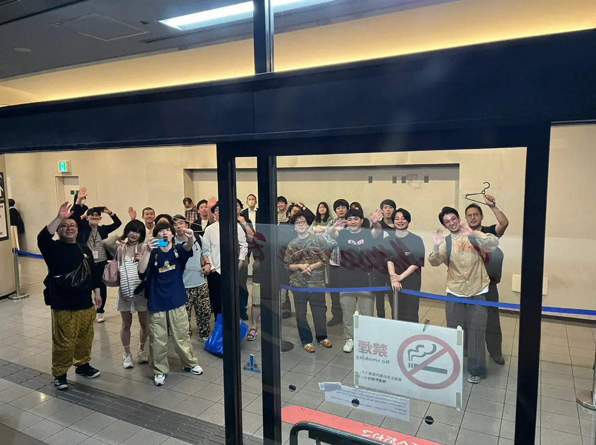 【画像・写真】R－1常連40歳芸人　「夜行バスで」東京進出　「愛！！」車窓からの光景に反響「心温まる」「素敵」