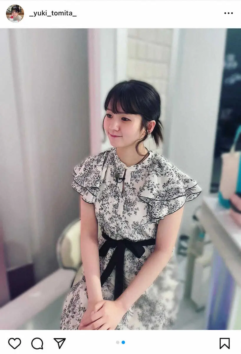 【画像・写真】競馬中継の人気女子アナ　モノクロのワンピースS！夏やりたいことには「見たみたい」の声