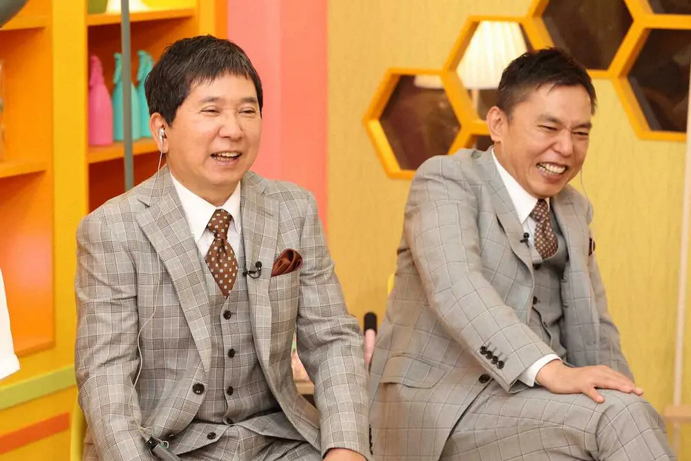 【画像・写真】フジテレビ「深夜のハチミツ！！」にゲスト出演した爆笑問題（C）フジテレビ