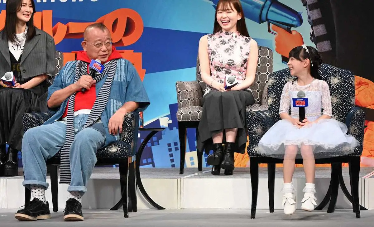 【画像・写真】笑福亭鶴瓶　“グルーファミリー”小学生にメロメロ「父の日」サプライズに感激「本当のお父さんにも…」