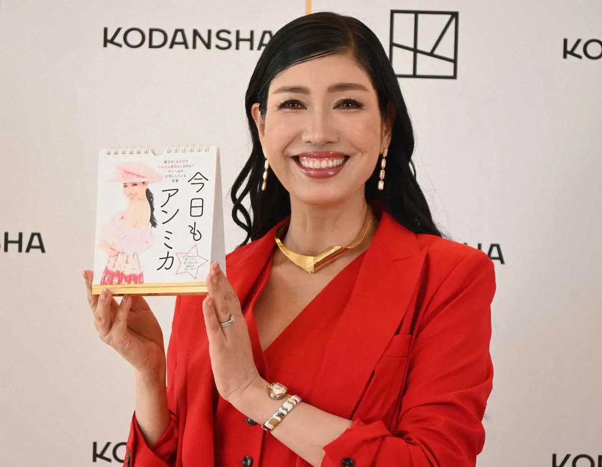 【画像・写真】アンミカ　圧巻の“アンミカワールド”で会場を圧倒　“日本全国アンミカ化計画”を宣言!?