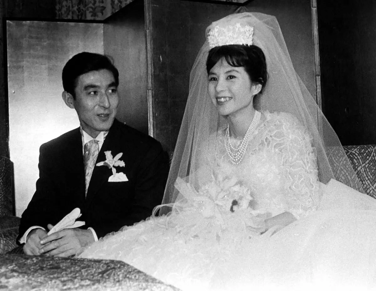 【画像・写真】1961年、平田昭彦さんと結婚式を挙げた久我美子さん