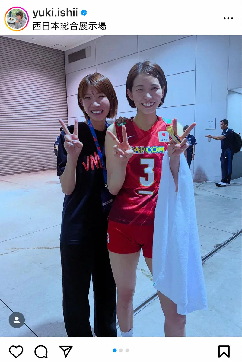 【画像・写真】木村沙織さん　「帰り際、ばったり」日本代表後輩とのピースショットに「相変わらず女神」「仲良しですね」