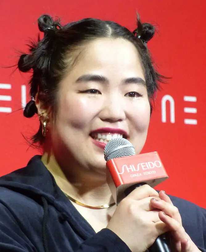 【画像・写真】河合優実　「家族から顔が似ていると言われる」人気芸人とは？　「自分でもそう思う」