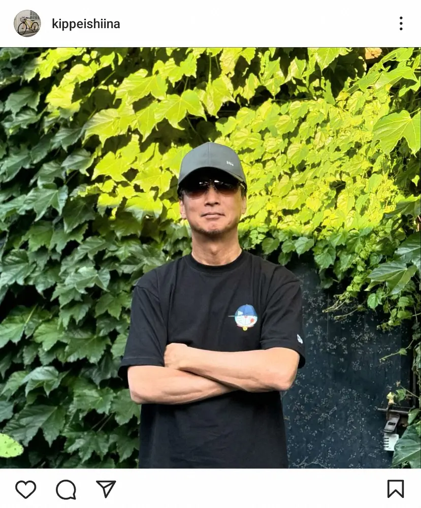 【画像・写真】59歳・椎名桔平　ドラえもんとの“おそろショット”に「かわいい」「カッコいいお姿」「爽やか」の声