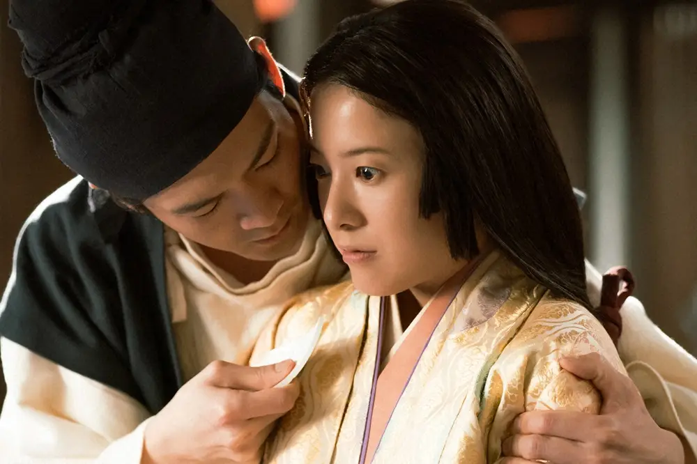 【画像・写真】「光る君へ」まひろ脅迫　周明“国際ロマンス詐欺未遂”松下洸平語る裏側「突発的な行動」「脆い人物像」