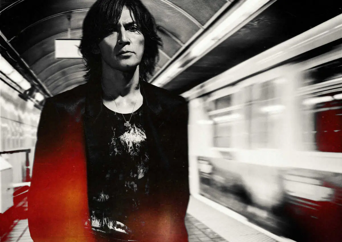 【画像・写真】B’z・稲葉浩志「面白い」　距離わずか2メートルにファン歓喜　タワレコ渋谷店でラジオ公開収録