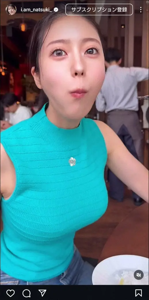 【画像・写真】“令和の峰不二子”阿部なつき　ノースリーブ姿でパクっとペロリ公開に「良い表情」「その口いい」