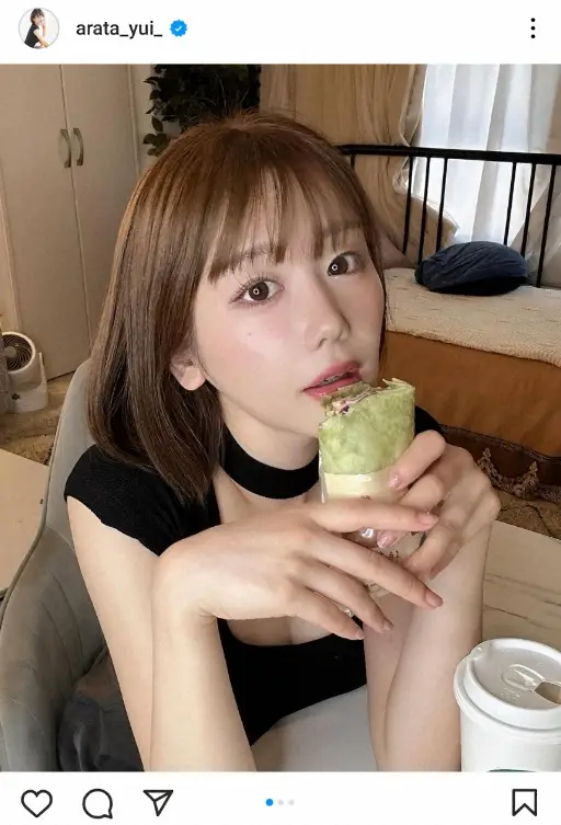 【画像・写真】“美しすぎるラウンドガール”新唯　目線ショットに「見つめられ感が凄い」「魅力的な表情に心ドキドキ」