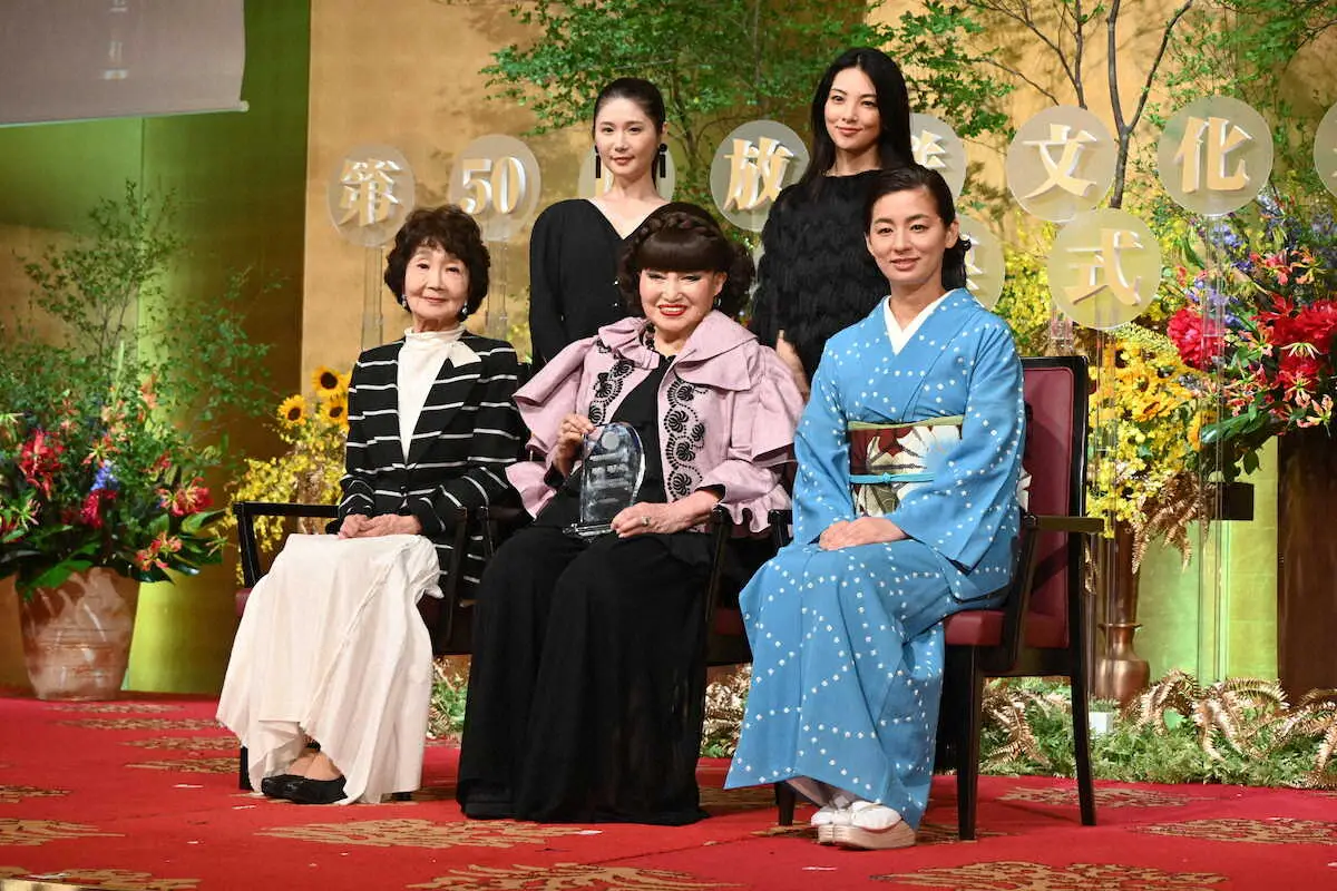 【画像・写真】黒柳徹子「100歳まで」現役で　放送文化基金50周年記念賞贈呈式