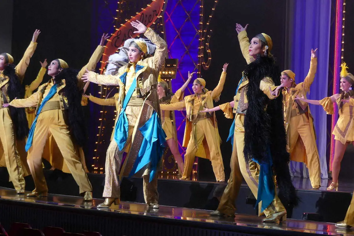 【画像・写真】宝塚宙組東京公演開幕へ　トップ芹香斗亜「誠心誠意、感謝の気持ちを込めて」